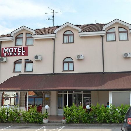 Motel Signal Μπάνια Λούκα Εξωτερικό φωτογραφία